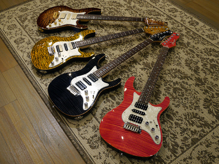Freedom Custom Guitar Research 謹製 入魂のハイドラシリーズ勢揃い！